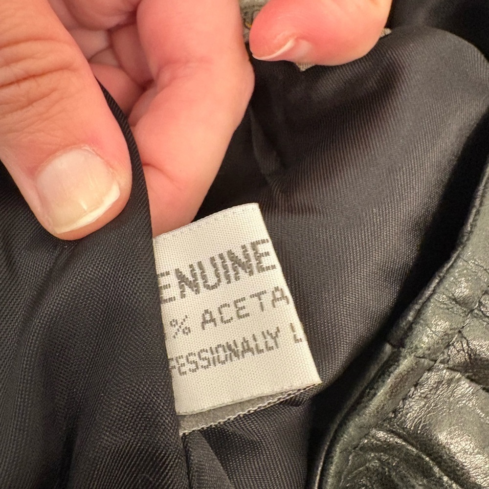 Vintage Soft Black Leather Skirt Size 8 - Picture 12 of 16